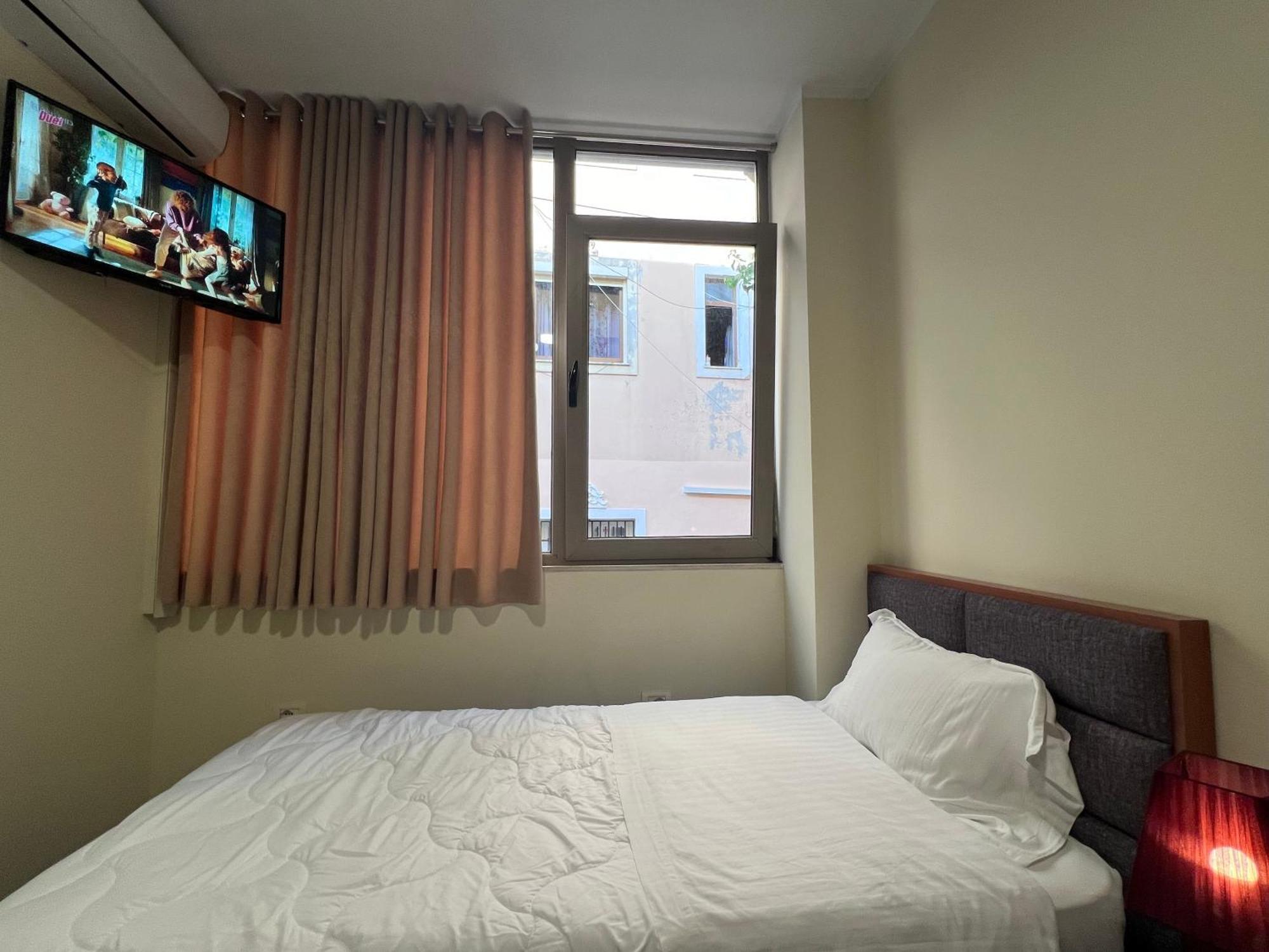 Bobi Hotel Shkodër Екстериор снимка