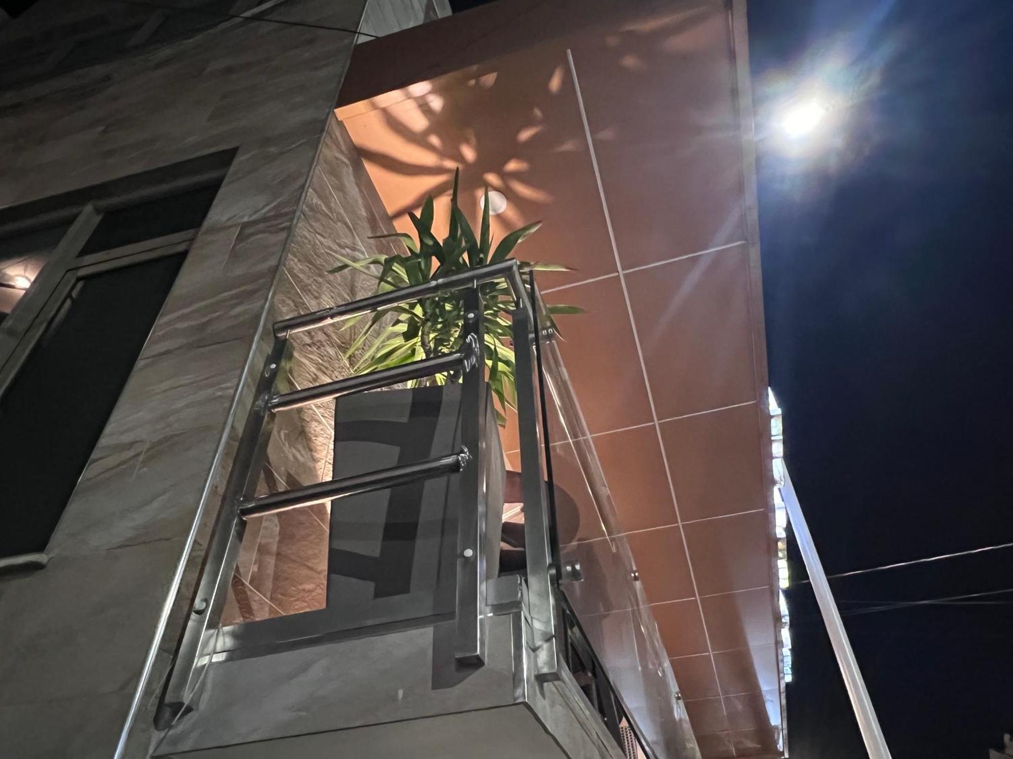 Bobi Hotel Shkodër Екстериор снимка